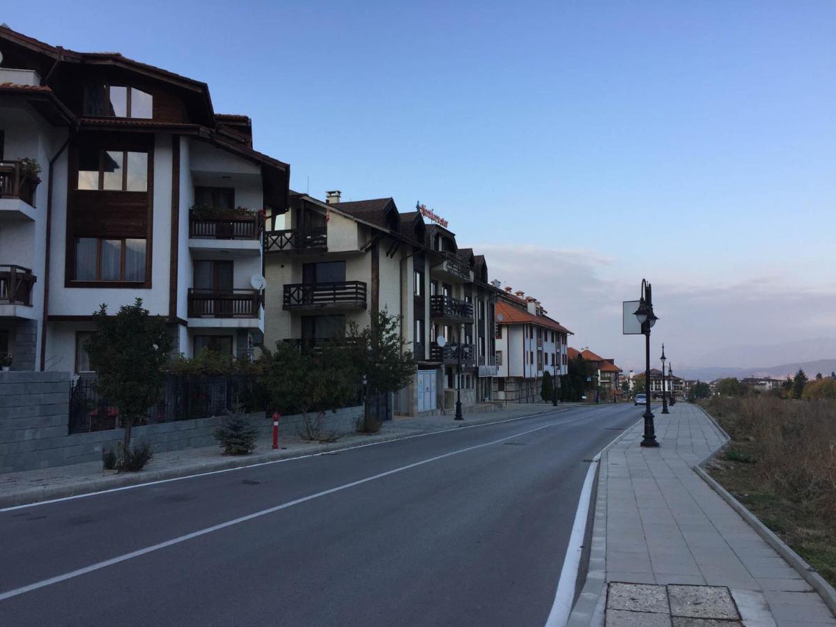 בנסקו Skiing, Walking, Enjoying In Mountains מראה חיצוני תמונה